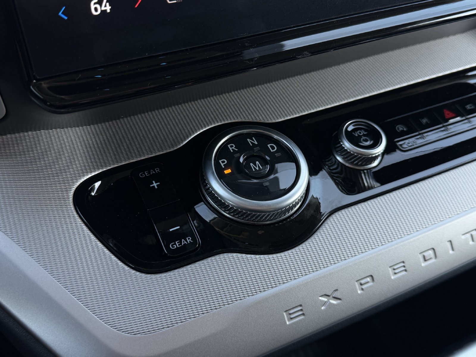 New 2026 Ford Expedition Active RWD image 16