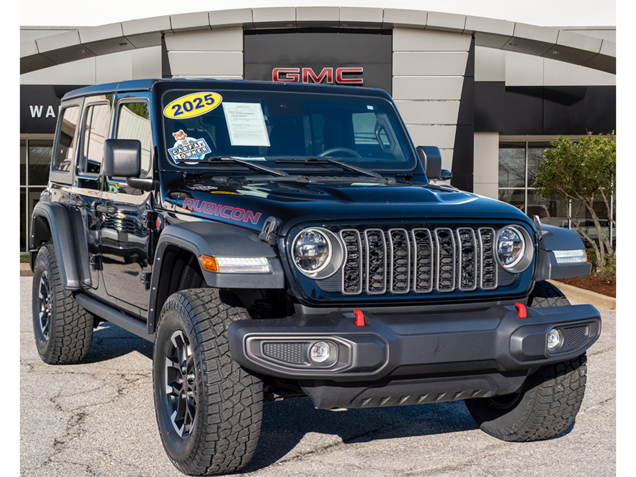 Used 2025 Jeep Wrangler Unlimited Rubicon AWD/4WD image 1