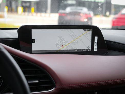 Certified 2025 MAZDA MAZDA3 2.5 S Hatchback w/ Premium Pkg image 23