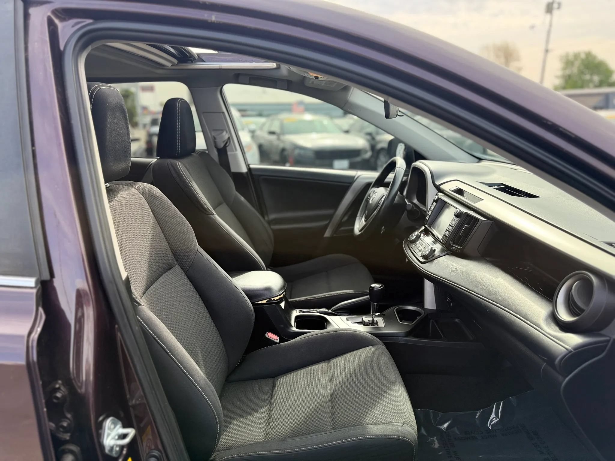 Used 2016 Toyota RAV4 XLE FWD image 37