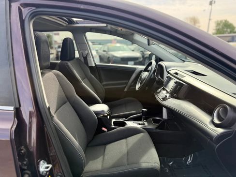 Used 2016 Toyota RAV4 XLE image 37