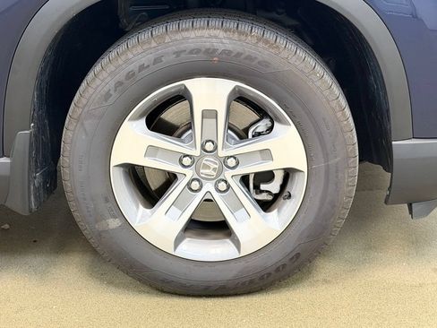 Used 2025 Honda Pilot EX-L image 4