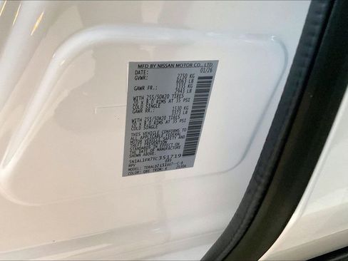 New 2026 INFINITI QX60 Luxe w/ Family Package image 26