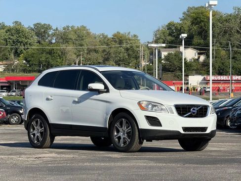 Used 2013 Volvo XC60 T6 image 1
