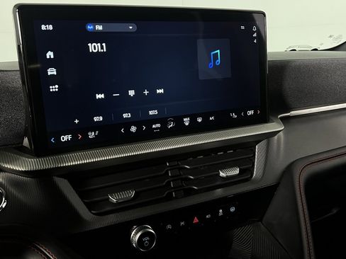 Used 2025 Ford Explorer ST-Line w/ ST-Line Street Pack image 20