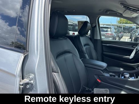 Certified 2024 Jeep Grand Cherokee L Limited RWD image 22