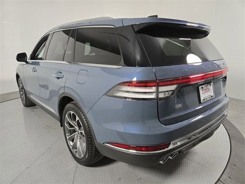 New 2026 Lincoln Aviator Premiere image 7