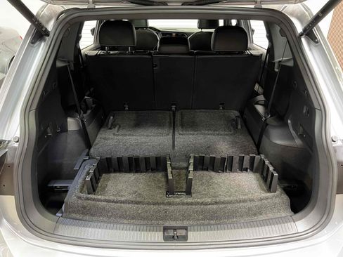 Used 2022 Volkswagen Tiguan SE R-Line FWD image 64