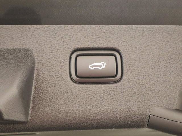 Used 2026 Kia Sportage EX FWD image 25