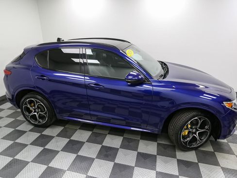 Used 2020 Alfa Romeo Stelvio Ti Sport w/ Quick Order Package 22S Sport image 5