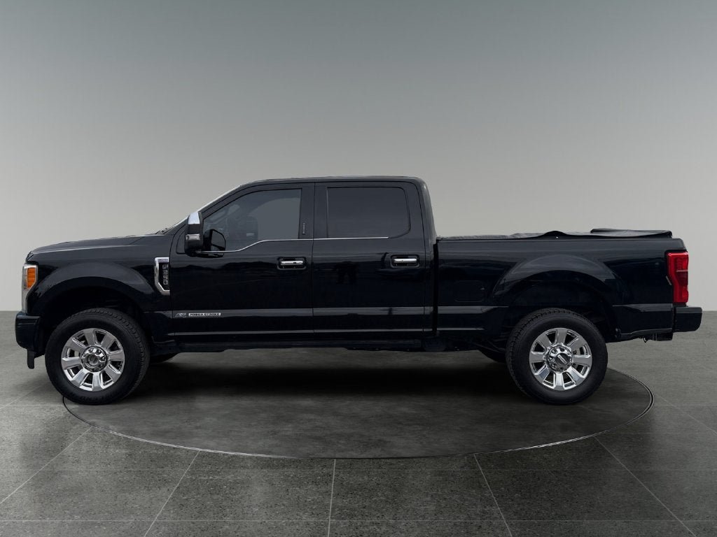 Used 2017 Ford F350 Platinum w/ Platinum Ultimate Package AWD/4WD image 6