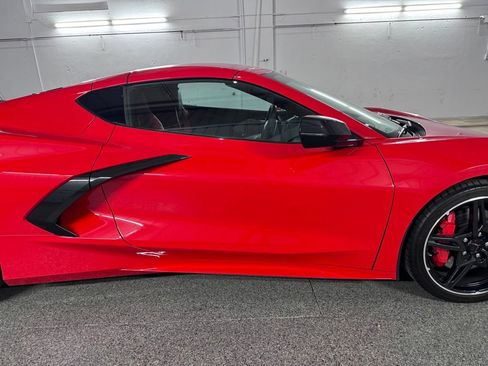 Used 2022 Chevrolet Corvette Stingray Preferred Cpe w/ Z51 Performance Package RWD image 6