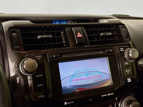 Used 2019 Toyota 4Runner TRD Off-Road Premium AWD/4WD image 15