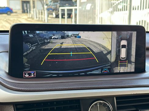 Used 2020 Lexus RX 350L FWD w/ Premium Package image 23