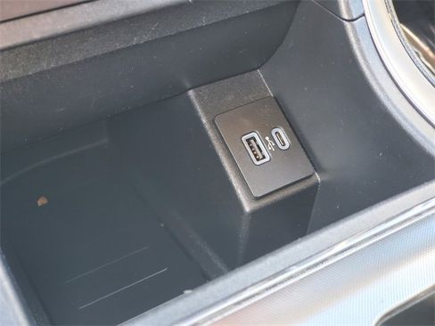 Certified 2022 Ford Edge SEL w/ Convenience Package image 22