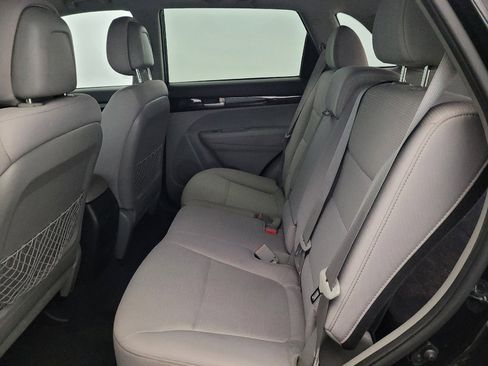 Used 2015 Kia Sorento LX AWD/4WD image 18