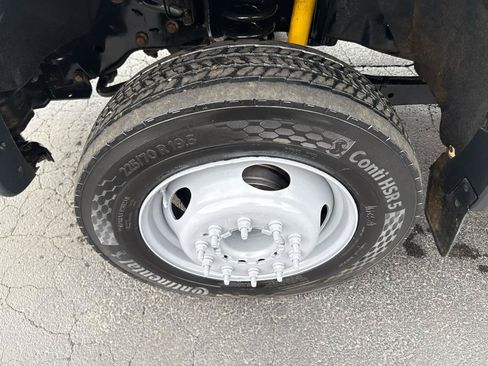 Used 2012 Ford F450 XL RWD image 11