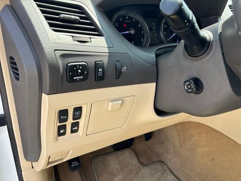 Used 2010 Lexus ES 350 FWD image 18