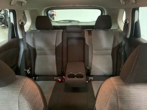Used 2023 Nissan Rogue SV FWD image 35