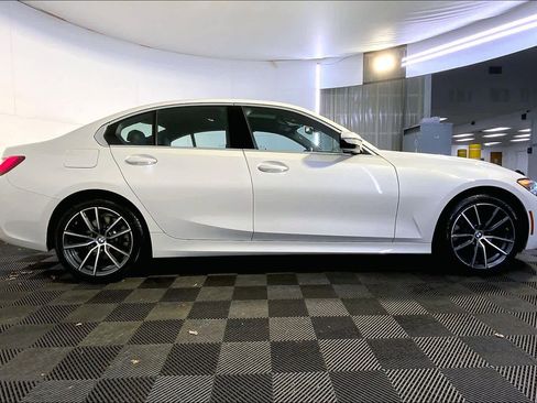 Used 2020 BMW 330i xDrive Sedan w/ Premium Package image 8