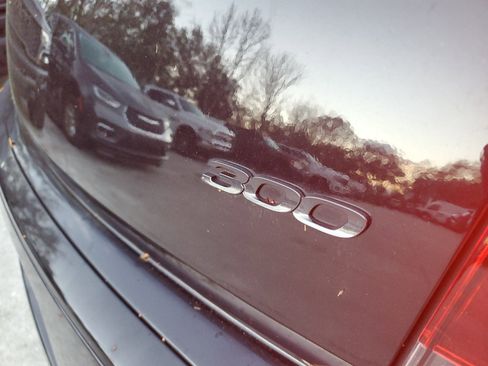 Certified 2023 Chrysler 300 Touring L w/ Popular Equipment Group image 6