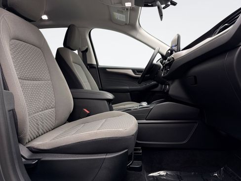 Used 2022 Ford Escape SE w/ Convenience Package image 16