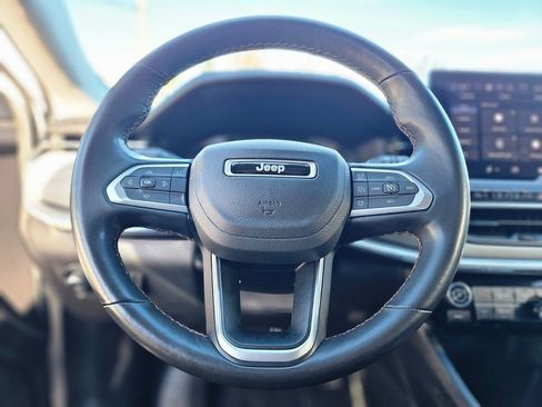 Used 2022 Jeep Compass Limited image 22