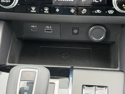 New 2026 Nissan Rogue SL AWD/4WD image 25