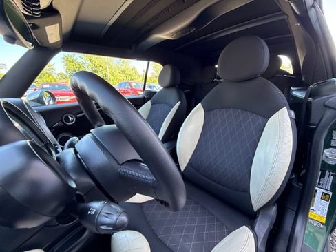 Used 2015 MINI Cooper Convertible FWD image 19