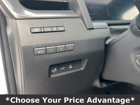 Used 2024 Lexus GX 550 w/ Accessory Package (Z1) image 49