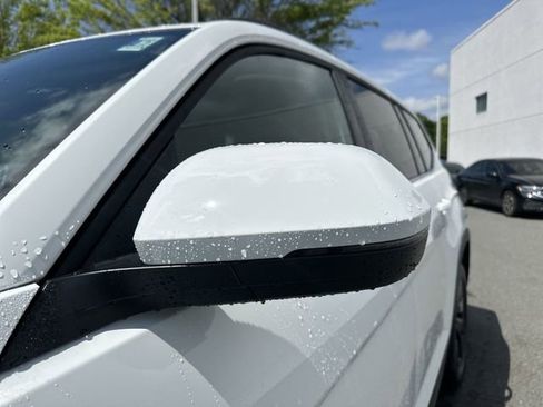 New 2025 Volkswagen Atlas SE image 10