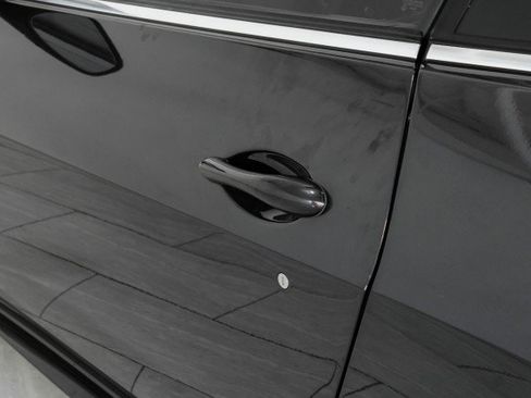 Used 2011 Maserati GranTurismo S RWD image 33