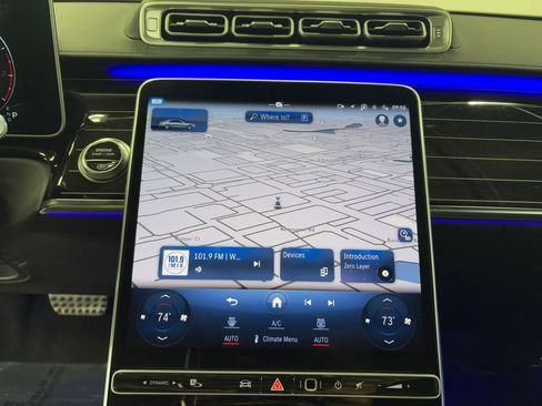 Used 2023 Mercedes-Benz S 580 4MATIC Sedan w/ AMG Line image 17