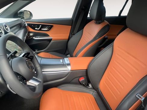 New 2026 Mercedes-Benz GLC 300 GLC 300 image 9