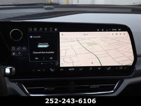 Used 2025 Chevrolet Equinox EV LT image 16