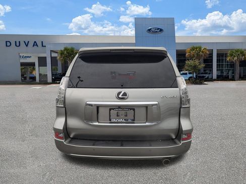 Used 2022 Lexus GX 460 Premium w/ Premium Package image 5
