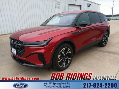 Used 2024 Lincoln Nautilus Premier w/ Jet Appearance Package image 1