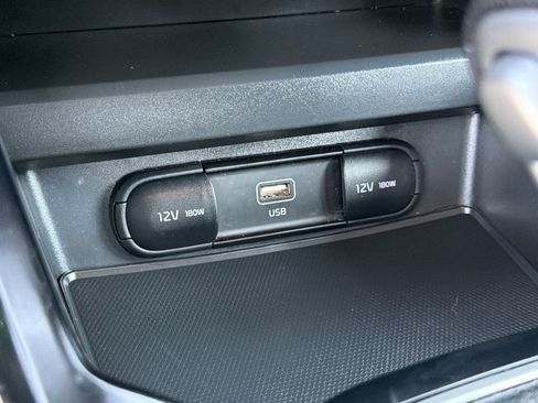 Used 2024 Kia Soul LX w/ Option Group 015 FWD image 22