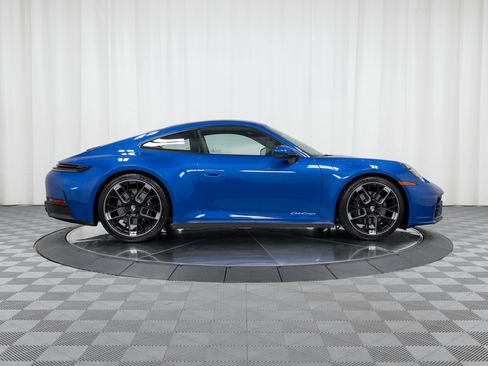 Used 2026 Porsche 911 Carrera T RWD image 8