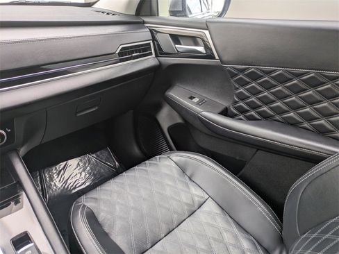 Used 2024 Mitsubishi Outlander SEL Black Edition image 19