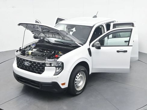 Certified 2025 Ford Maverick XL w/ Equipment Group 102A AWD/4WD image 39