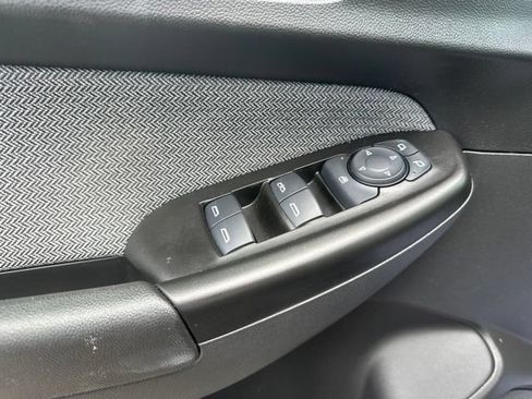 Used 2023 Chevrolet TrailBlazer LT AWD/4WD image 13