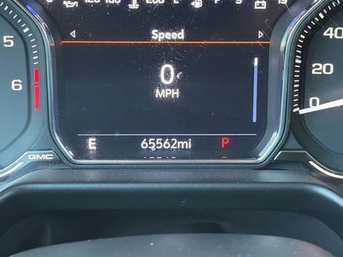 Used 2021 GMC Yukon SLT AWD/4WD image 41