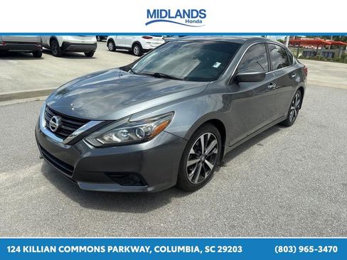 Used 2016 Nissan Altima 2.5 SR FWD image 3