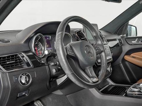Used 2017 Mercedes-Benz GLE 43 AMG 4MATIC image 21
