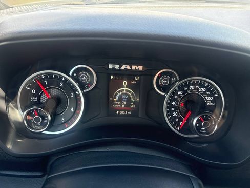 Used 2024 RAM 2500 Big Horn w/ Off Road Package AWD/4WD image 24
