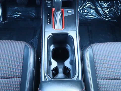 Used 2025 Nissan Kicks SR FWD image 31