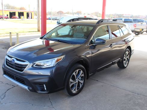 Used 2020 Subaru Outback Limited image 51