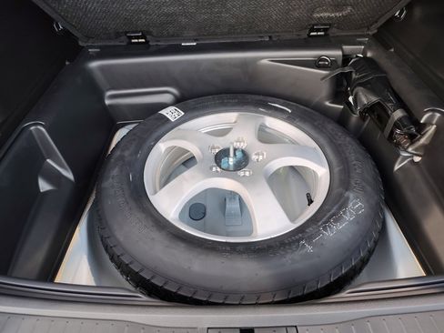 New 2025 Jeep Grand Cherokee Limited w/ Luxury Tech Group II image 37