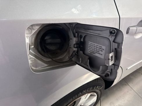 Used 2012 Nissan Sentra 2.0 FWD image 14